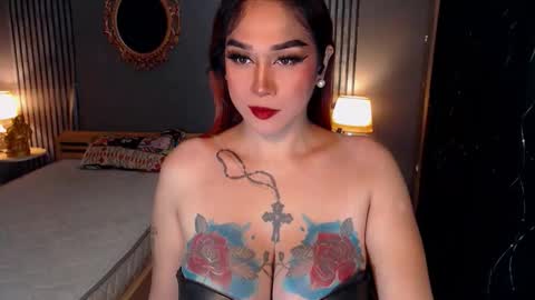 Snapshot of trandomsts chatting on 11-11-25, 07:58 DOM irish online show from 11-11-25, 07:58