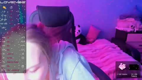 Kate online show from 09-19-25, 06:04