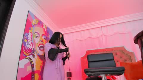 Snapshot of trannypartner chatting on 09-20-25, 03:02 Juliana Giiraldo online show from 09-20-25, 03:02