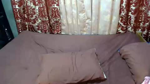 Snapshot of trans_angkul chatting on 07-02-26, 06:47 Gigi online show from 07-02-26, 06:47