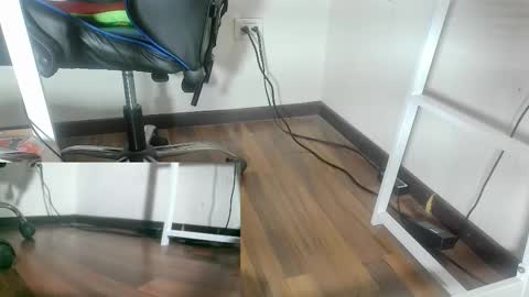 Snapshot of trans_selena chatting on 10-13-25, 04:51 Sexy Selena 1203 online show from 10-13-25, 04:51