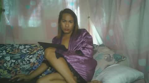 transhottie28 online show from 02-24-25, 10:47