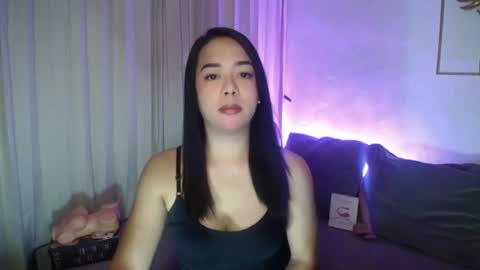 Snapshot of transmanilasue chatting on 06-26-26, 08:46 Sue online show from 06-26-26, 08:46