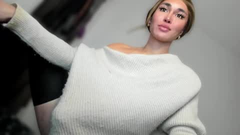 Snapshot of transnextdoor_ chatting on 05-20-26, 11:00 ALMIGHTY GODDESS VALENTINA online show from 05-20-26, 11:00