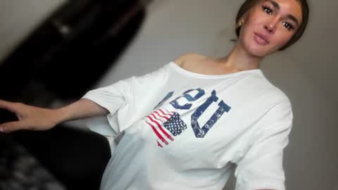 Snapshot of transnextdoor_ chatting on 06-11-26, 12:32 ALMIGHTY GODDESS VALENTINA online show from 06-11-26, 12:32