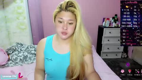 Snapshot of transsalawahan chatting on 04-27-26, 05:16 BELLA online show from 04-27-26, 05:16