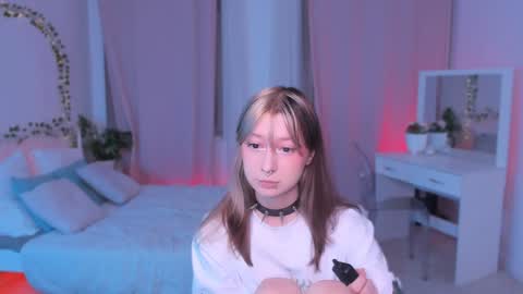 Snapshot of trapsaintgirl chatting on 01-13-25, 01:49 Nyuta Hartmann online show from 01-13-25, 01:49