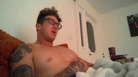 trash_man1989 online show from 11-23-25, 03:06