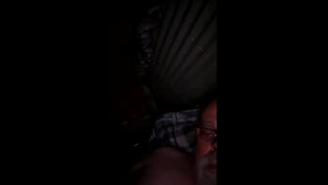 Snapshot of trashman68 chatting on 03-03-26, 12:11 trashman68 online show from 03-03-26, 12:11