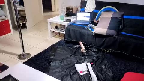 Snapshot of travanale chatting on 11-05-25, 01:27 travanale online show from 11-05-25, 01:27