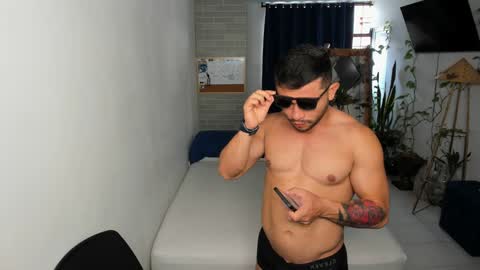 travis bakerr online show from 12-15-24, 09:09