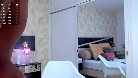 Travis online show from 10-12-25, 03:00