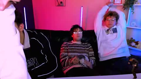 Travis online show from 02-03-26, 10:09