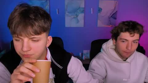 Travis online show from 02-19-26, 09:49