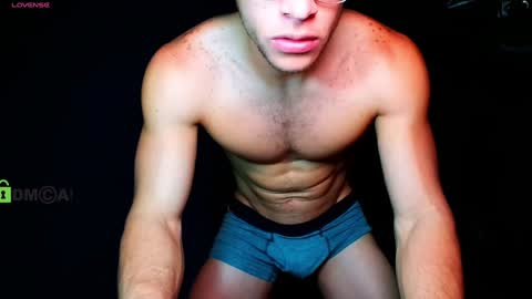 TRAVIS. online show from 01-23-25, 01:51