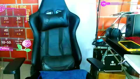 TRAVIS. online show from 01-31-26, 07:11