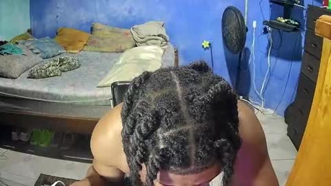 Snapshot of travisx_ chatting on 05-28-26, 06:43 travisx_ online show from 05-28-26, 06:43
