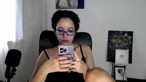 Emily online show from 01-05-26, 07:39