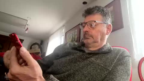 Snapshot of trebgeis1 chatting on 02-27-25, 07:12 trebgeis1 online show from 02-27-25, 07:12