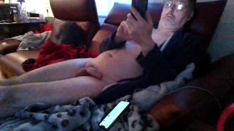 trebgeis1 online show from 04-04-26, 05:06