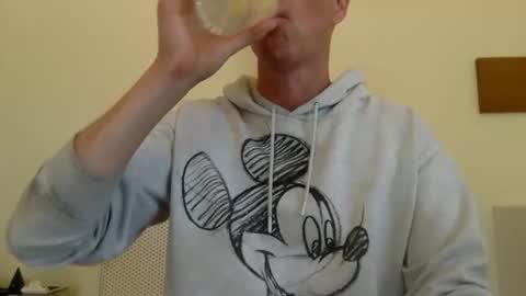 Snapshot of trebo00788 chatting on 04-26-26, 01:31 trebo00788 online show from 04-26-26, 01:31