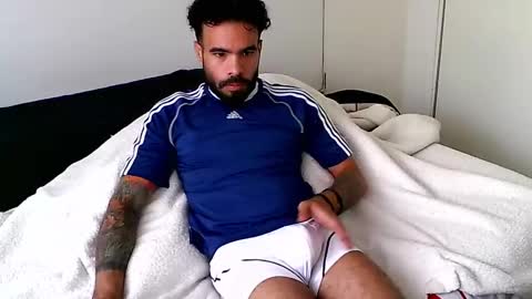 Snapshot of treborshunter chatting on 02-17-25, 04:59 Hunter man online show from 02-17-25, 04:59