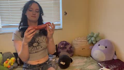 Snapshot of treecups chatting on 02-27-26, 10:43 treecups online show from 02-27-26, 10:43