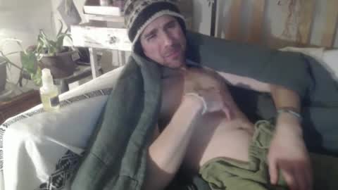 Snapshot of treehuggerhemp chatting on 12-23-24, 04:22 TreeHugger queer online show from 12-23-24, 04:22