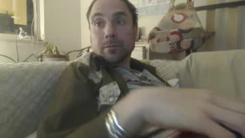 TreeHugger queer online show from 12-05-25, 07:50