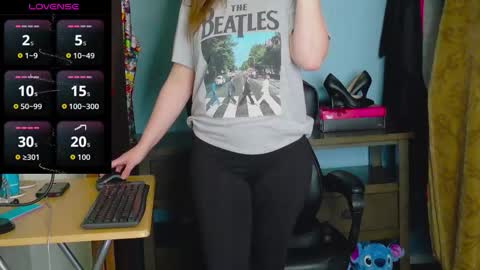 TreeJeanne online show from 12-16-25, 05:18