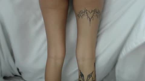 Sarah And Jon online show from 12-31-24, 04:16