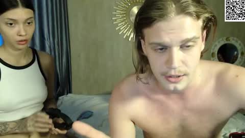 Sarah And Jon online show from 02-06-25, 07:24