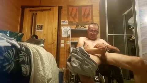 Snapshot of trekkertje12345 chatting on 07-12-26, 09:17 trekkertje12345 online show from 07-12-26, 09:17