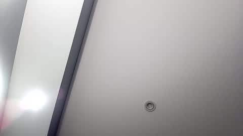 Snapshot of trevluv77 chatting on 11-11-25, 09:31 trevluv77 online show from 11-11-25, 09:31