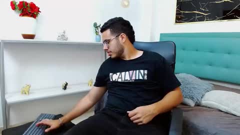 Snapshot of trevor_ash chatting on 02-07-26, 05:00 TREVOR online show from 02-07-26, 05:00