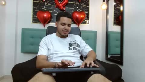 Snapshot of trevor_ash chatting on 02-18-26, 03:35 TREVOR online show from 02-18-26, 03:35