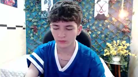 Snapshot of trevor_mob chatting on 06-26-26, 02:54 trevor_mob online show from 06-26-26, 02:54