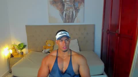 Snapshot of trevor_vinc chatting on 09-25-25, 12:31 trevor online show from 09-25-25, 12:31