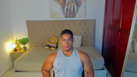 Snapshot of trevor_vinc chatting on 10-02-25, 12:45 trevor online show from 10-02-25, 12:45