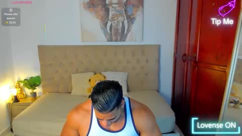 Snapshot of trevor_vinc chatting on 10-10-25, 12:59 trevor online show from 10-10-25, 12:59