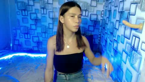 Snapshot of trexie215765 chatting on 06-23-26, 01:58 trexie215765 online show from 06-23-26, 01:58