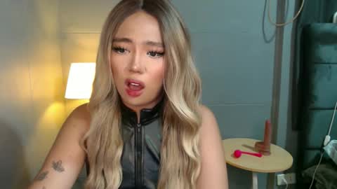 Snapshot of trexie_fucks15 chatting on 11-04-25, 05:45 trexie_fucks15 online show from 11-04-25, 05:45