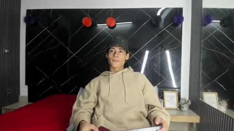 Snapshot of treyk_king chatting on 01-15-26, 03:33 Trey online show from 01-15-26, 03:33