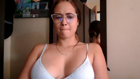 Snapshot of triana_bell chatting on 06-30-26, 05:58 triana_bell online show from 06-30-26, 05:58