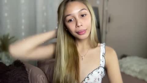 Triana online show from 01-23-25, 01:45