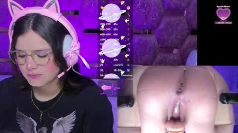 Trianna online show from 11-29-25, 01:58