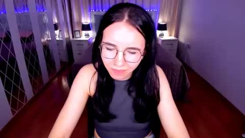 TriciaDaisy online show from 06-13-26, 08:34