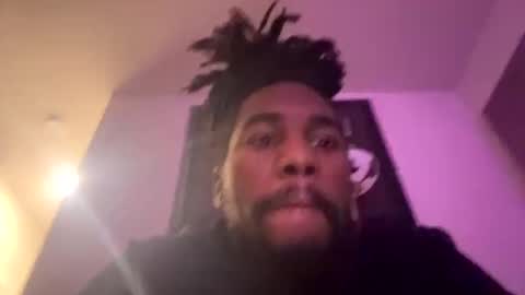 Snapshot of trickdaddy30 chatting on 12-18-25, 02:50 trickdaddy30 online show from 12-18-25, 02:50