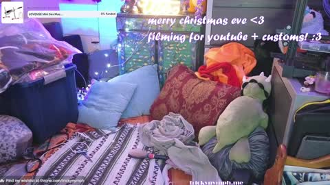 Cassie online show from 12-24-24, 01:28