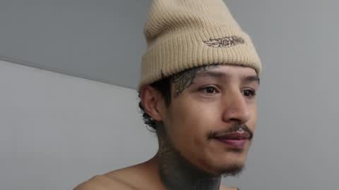 - trieone online show from 01-14-25, 05:51